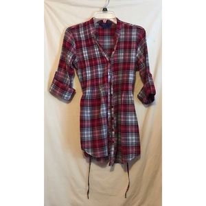 Miley Cyrus button up